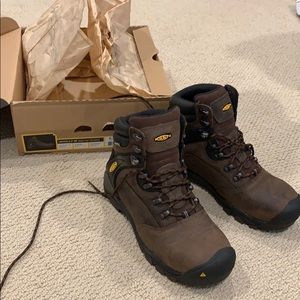 New Keen Louisville Steel toe work boots size 9